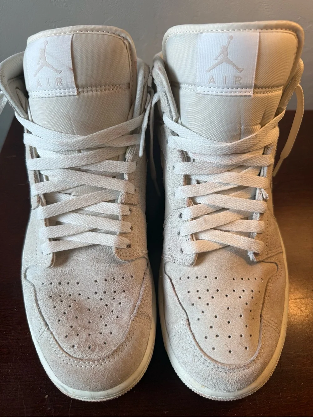 Air Jordan 1 Mid SE Craft